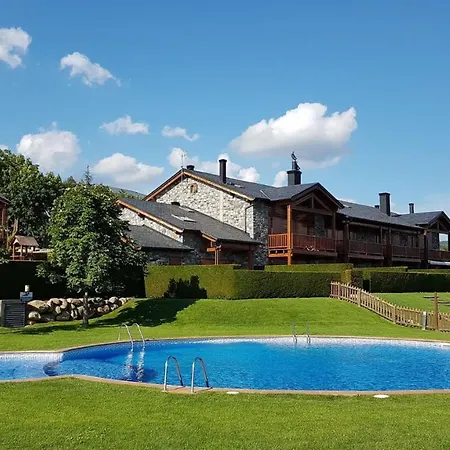 Infinity Mountain View Apartment Angoustrine