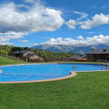 Infinity Mountain View Apartment Angoustrine